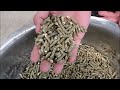 How to use small feed granulator machine correctly