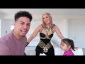 AUSTIN AND ELLE RATE MY HALLOWEEN COSTUMES!!!