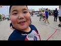 Black Man Visits China's Inner Mongolian Village and Children Love Him