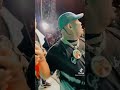 BULÍN #47 😱Regala $100,00 pesos a una señora en pleno concierto en vivo.