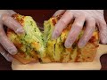 CHEESE GARLIC BUTTER BREAD! It's so good that you'll make it 2 times a week!