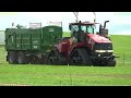 Big Agriculture Tractors / Fendt vs Case IH Quadtrac vs 30 ton trailer