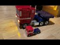 Transformers Optimus Prime Auto-Converting Robot - Collector's Edition
