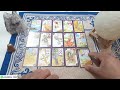 O que posso esperar dele (a) nesta semana? Tarot Interativo