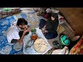 The method of baking local bread in a traditional way in a nomadic village:rurul and nomadic life