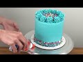 10 Hacks For Decorating Cakes Like A Pro