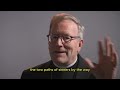 Catholic Priest BRILLIANTLY and BEAUTIFULLY explains who GOD IS | (Eloquent Bible explanation)