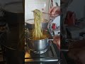 OGGI #SPAGHETTI AL #PESTO #PUGLIESE DI #CIMEDIRAPE E #PARMIGIANO #REGGIANO.  VIDEO COMPLETO