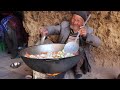 Old Style Cooking in the Cave Like 2000 Years Ago | Old Lovers Cooking Vegetarian Food in the Cave