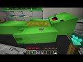 How Mikey and JJ Escape From TSUNAMI on Jet Ski in Minecraft Maizen ? - Maizen