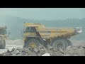 Haul Truck Dumping Aktivity