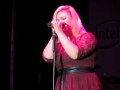 Kelly Clarkson covers Little Big Town's 