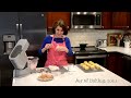 Vanilla Cupcakes Recipe Demonstration - Joyofbaking.com