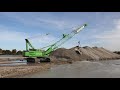 Sennebogen 650HD digging gravel