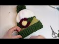 How to make a Yarn PomPom that Doesn’t Fall Apart!