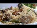 Cooking the Arabian white kabsa with meat and rice in an easy way! Delicious!