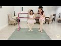 BALLET CLASS WITH MOMMI CAT