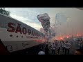 Torcida do Sâo Paulo Futebol clube faz um inferno na chegada do Tricolor no Morumbi