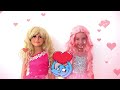 Alice like a Barbie girl - Funny Stories in english with her friend Stacy