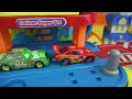 Dinosaur and Poli cars round track play car toys