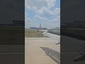 United A319 landing at Chicago O'Hare