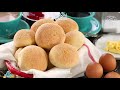 CLASSIC SOFT AND FLUFFY PANDESAL