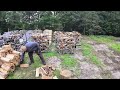 Hand Splitting Oak With the X27 Fiskars