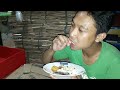 sepiring nasi ditemani cuek dan orek basah