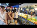 Live at Kad Farang Night Market in Chiang Mai Thailand