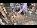 Traditional Old Master - How Making a Wooden Hand Cart Wheel with Many Years of Experience