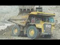 HITACHI EX 2600 In action | Loading Mud