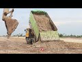 ឡានប៉ែនដឹកដីជាប់ផុង Dump Truck stuck