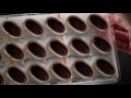 How to mould chocolates