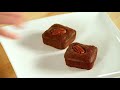 Professional Baker Teaches You How To Make BROWNIES!