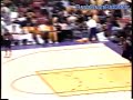 Nick Van Crossover on Damon Stoudamire