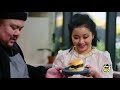 Lana Condor Tastes the Best Veggie Burgers | The Burger Show