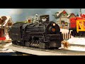 Finding Vintage Lionel Trains - Unboxing Attic Find