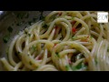 Spaghetti aglio, olio e peperoncino: come si prepara? | Davide De Vita |