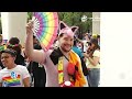 Alfredo Adame's son reacts to the actor's presence at the LGBTQ+ march | El Gordo y La Flaca