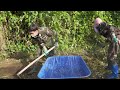 Help elderly man to clean up an abandoned house| Encounter big snake which made him fear on the roof