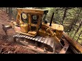 Caterpillar D7G Legendary Bulldozer Shreds Rocks ~ Kayaları Parçalıyan Dozer