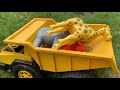 Zoo Animal Toys 🐯 Ride in Bouncy Transport Truck