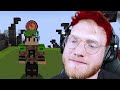 Playing a LUCKY BLOCK STAIRCASE RACE In Minecraft Pokémon!