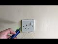 Non-contact AC voltage tester & mains socket tester - Unboxing and first use