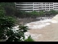 Ressaca na praia das flexas em Niteroi