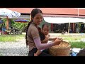 Harvest giant duck eggs to sell at the market - boil eggs and eat with your children