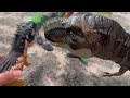 T-Rex takes revenge on Skorpiovenator | Toy Battle | T-Rex Vs Skorpiovenator