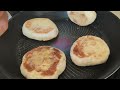 Recette facile petits pains cuits à la poêle – Muffins anglais -  - Delicious english muffins