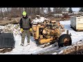 Crank start log splitter - 2 cylinder Wisconsin cold start. #coldstart