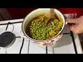 Köyde taze bezelye yemeği - classic pea dish - класически грах с месо